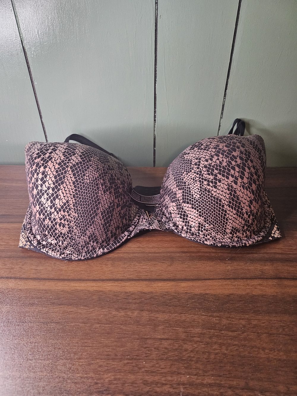 Victoria's Secret Pink Snake-Print Underwire Bra